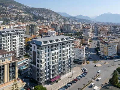Zespół mieszkaniowy Apartments in the PREMIUM CLASS Royal Towers complex in the center of Alanya.
