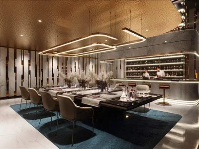 Wohnanlage New high-rise residence with swimming pools, waterfalls and jacuzzis, Pattaya, Thailand