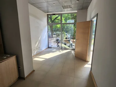Comercio Commerical/office space of 120sq.m, Preko Morače