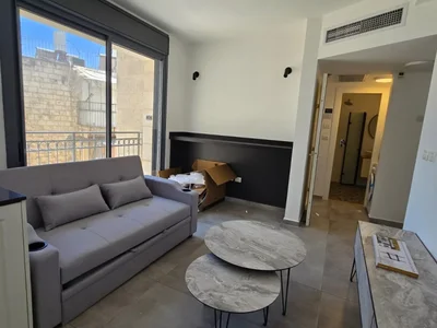 Residential quarter Investissement centre ville de jerusalem 2 pieces meuble avec terrasse et rendement eleve