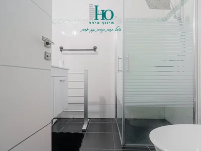 Жилой квартал Magnifique appartement 5 pieces transforme en 4 pieces spacieux