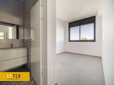 Residential quarter Beau 4 pieces dans un nouvel immeuble du nouveau nord pres de la place basel avec mamad balcon et parking