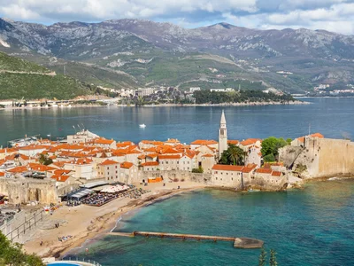 Real estate in Montenegro and Greece: how to buy and rent out. Expert’s commentary
