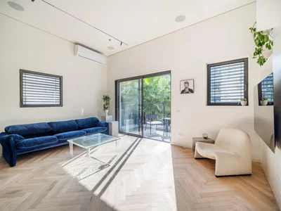 Wohnviertel Magnifique duplex renove avec beaucoup de charme style loft quartier shenkin ascenseur avec 2 mirpeset immeuble recent