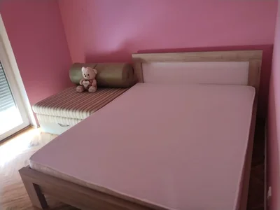 Wohnviertel Stan 48 m² na Izdavanje – Stari Aerodrom, Podgorica