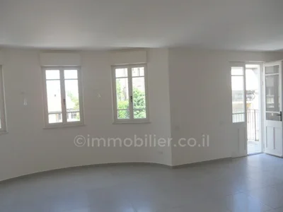 Residential quarter Somptueux 3 pieces neuf dans un immeuble classe