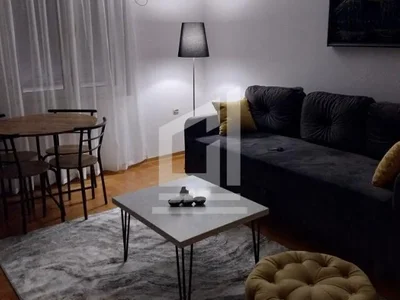 Wohnviertel Stan 40 m² na Prodaju – Centar, Podgorica