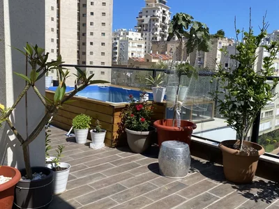 Wohnviertel Magnifique penthouse 4 pieces a netanya