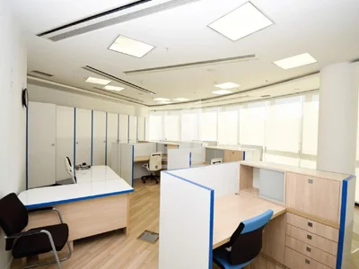 Commerce Poslovni prostor 193 m² na Izdavanje – Capital Plaza, Podgorica