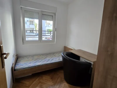 Wohnviertel Stan 70 m² na Izdavanje – Blok Ix, Podgorica