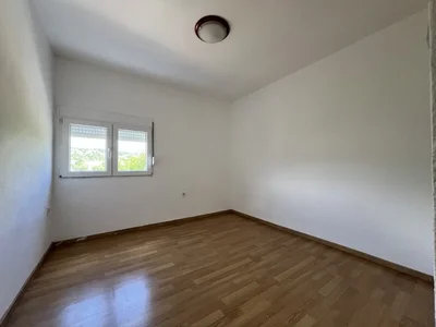 Barrio residencial Stan 60 m² na Prodaju – Tološi, Podgorica