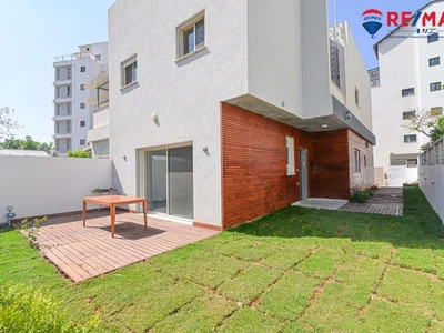 Жилой квартал Exceptionnelle maison recente de 7 pieces au quartier park