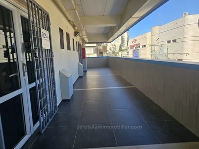 Barrio residencial Locaux de bureaux a louer talpiot rue hauman