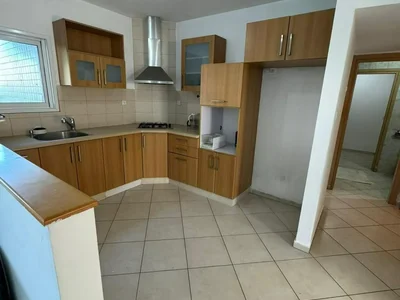 Barrio residencial A ne pas manquer au centre avec terrasse bien agence bonne affaire dans un bel immeuble en bon etat