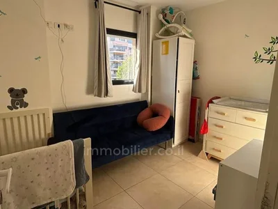 Residential quarter A vendre 4 pieces quartier montefiore tel aviv