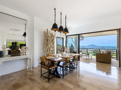 Wohnanlage Three-storey villa with a swimming pool and a separate studio, Samui, Thailand