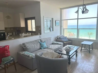 Residential quarter Bon emplacement proche de la mer vue sur la mer a ne pas manquer spacieux entierement meuble