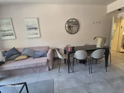 Dzielnica mieszkaniowa Dans un bel immeuble