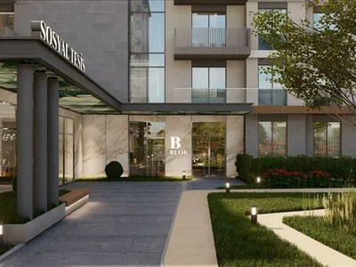Complexe résidentiel New residence with a swimming pool and a shopping street near metro stations, Istanbul, Turkey