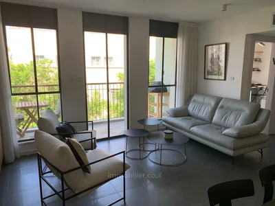 Жилой квартал Magnifique 3 pieces renove avec terrasse calme proche de la rue shenkine A ne pas manquer