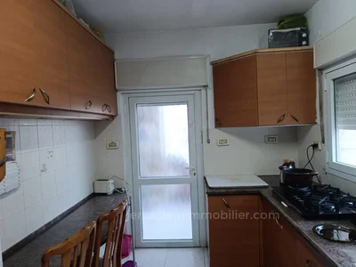 Wohnviertel Un appartement familial lumineux a louer au coeur de mekor baruch jerusalem immobilier 026786595