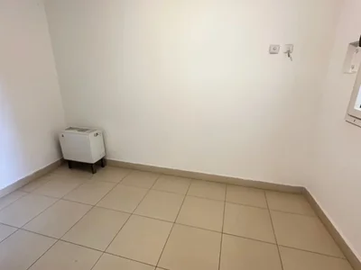 Barrio residencial Ttres bon produit dinvestissement ou pied a terre