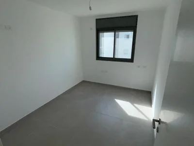 Dzielnica mieszkaniowa Bonne occasion a ne pas rater 6 pieces a louer proche de toutes commodites parc hanahal bersheva