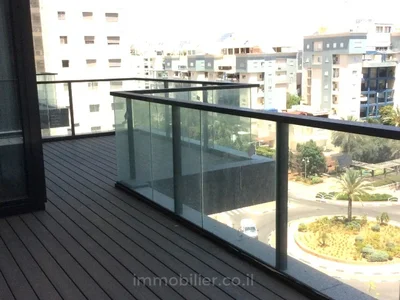 Wohnviertel 5 pieces a vendre dans un bel immeuble kiryat leumi rishon lezion