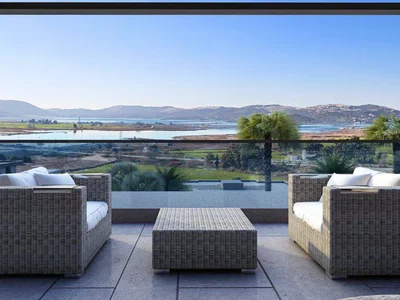 Zespół mieszkaniowy Lake view apartments in a new residential complex with a swimming pool and a fitness center, Bodrum, Turkey