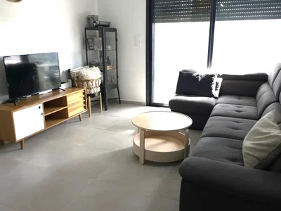Жилой квартал Appartement 4 pieces dans le quartier harakafot a rishon lezion
