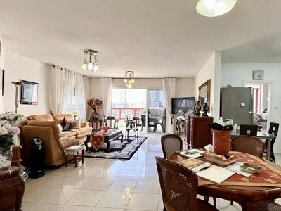 Residential quarter Appartement 4 pieces et demi a ashdod a la city a vendre