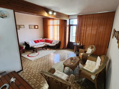 Коттедж Kuća 215 m² na Prodaju – Luštica, Tivat