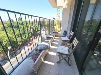 Жилой квартал Avec terrasse bel appartement bien agence bon emplacement dans un bel immeuble renove