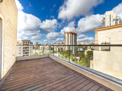 Wohnviertel Magnifique penthouse avec immenses terrasses