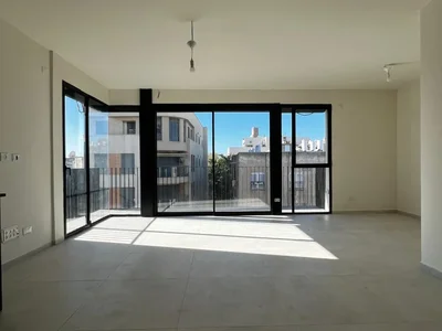 Wohnviertel Situe en plein coeur de tel aviv dans la rue pinsker cet appartement se trouve a seulement quelques pas de la plage des centres commerciaux des restaurants et de tout ce que la ville a a offrir