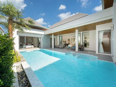Zespół mieszkaniowy Guarded complex of villas with swimming pool close to Bang Tao Beach, Phuket, Thailand