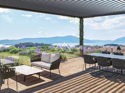 Residential complex New residential development with pool in Tivat
