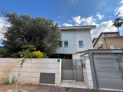 Wohnviertel Quartiercalme est raanana maison avec piscine