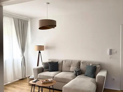 Wohnviertel Stan 45 m² na Prodaju – Centar, Cetinje