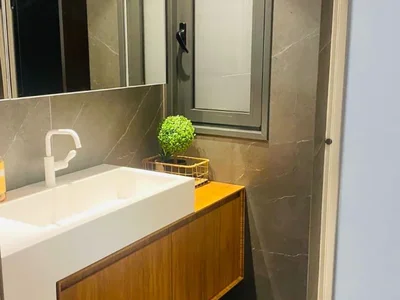 Barrio residencial Rez de jardin face mer avec piscine privee