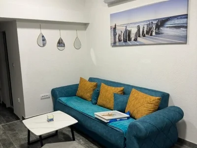 Hütte Kuća 40 m² na Izdavanje – Tološi, Podgorica