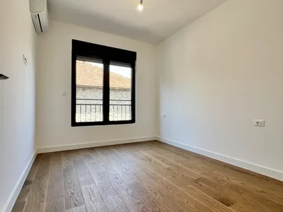 Wohnviertel Stan 115 m² na Izdavanje – Preko Morače, Podgorica