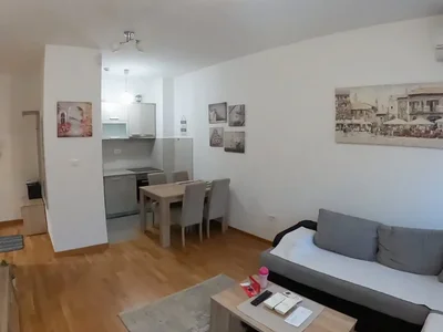 Wohnviertel Stan 43 m² na Izdavanje – Zagorič, Podgorica