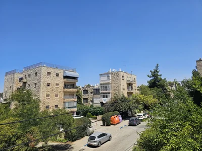 Dzielnica mieszkaniowa Appartement de charme 3 pieces a vendre a kiryat shmuel jerusalem limite rehavia jerusalem immobilier 026786595