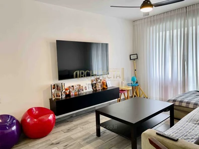 Dzielnica mieszkaniowa Appartement renove de quatre pieces