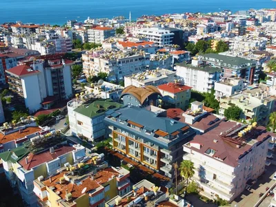 Zespół mieszkaniowy Furnished 1+1 apartment in the center of Alanya in the Kleopatra Ventri complex.