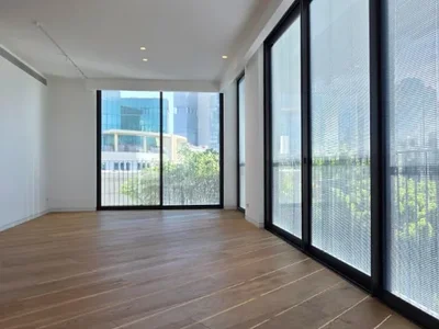 Quartier résidentiel Rothschild – sublime immeuble de 187 m² avec magnifique terrasse