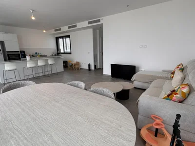 Wohnviertel penthouse rare a vendre dans le vieux nord de tel aviv rehov dizengoff