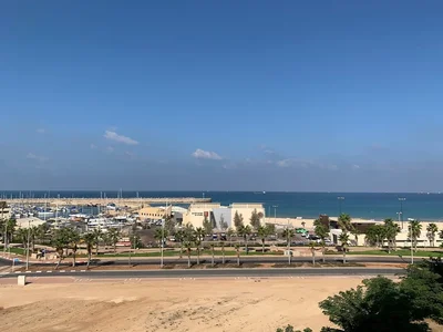 Barrio residencial Belle occasion a ne pas manquer grand 3 pieces a vendre vue imprenable sur la mer marina ashdod