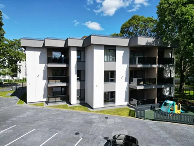 Commerce Dignājas 4